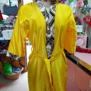 Unique satin sexy kimono robe w/bonnet